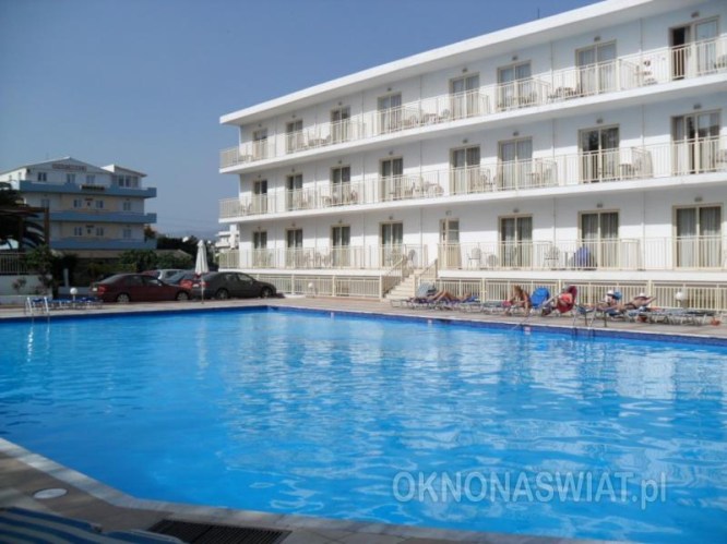 031cc33acd9636c1059b3a1556b877291ee8ee82