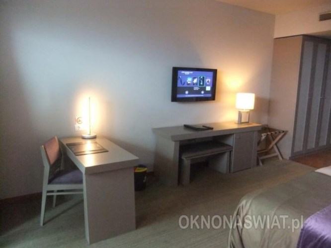 0403795acf57daea7fd622971d0648fbc7a024eb