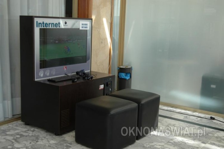 046b9fce48ccf72fc9ea35ecc044a560c1f06ef2