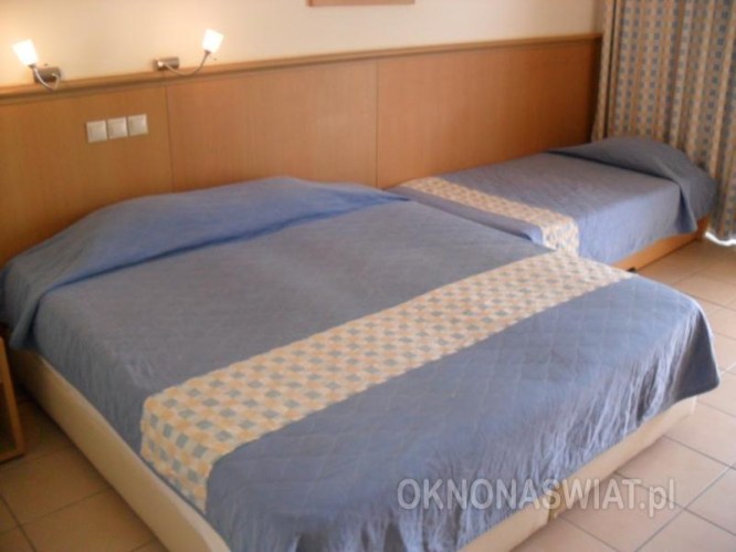 04fef7d507a36457d01b5228a8ece76fcc4cdf40