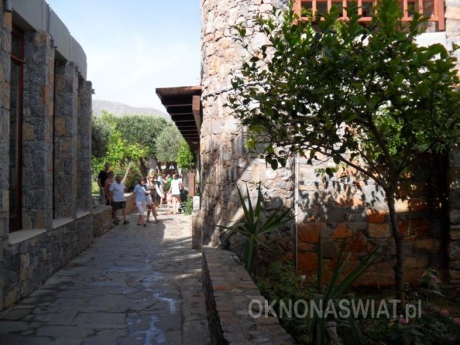 07274cdcd76cae24f996486c504c9efb79163e98