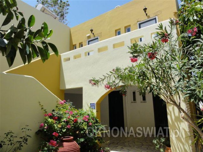 0c3927407c7569bcecbdca7d95e46683a20d5cc7