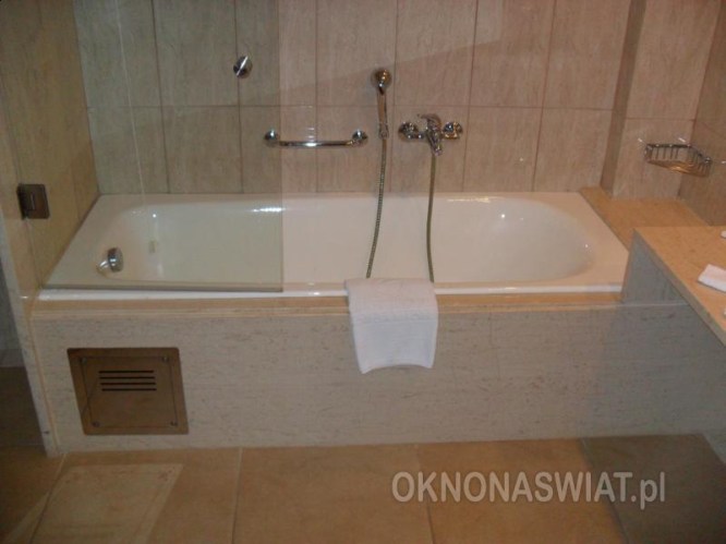 13321f4d919d33edcbd0971db88fdb72cb630ab9