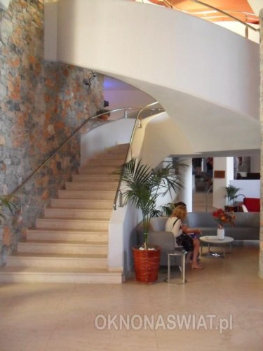 198b554e319062c6322f659175347bdfd852d61d