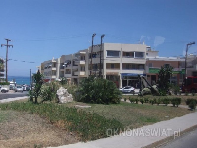 1f990d9f18c4421c7ee1557e61f083ee55d2a100