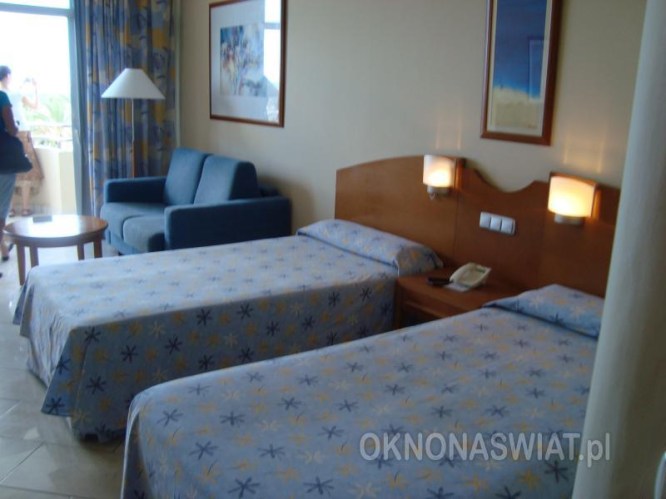 279b180f885f104fced29279e3f446c52e062d63