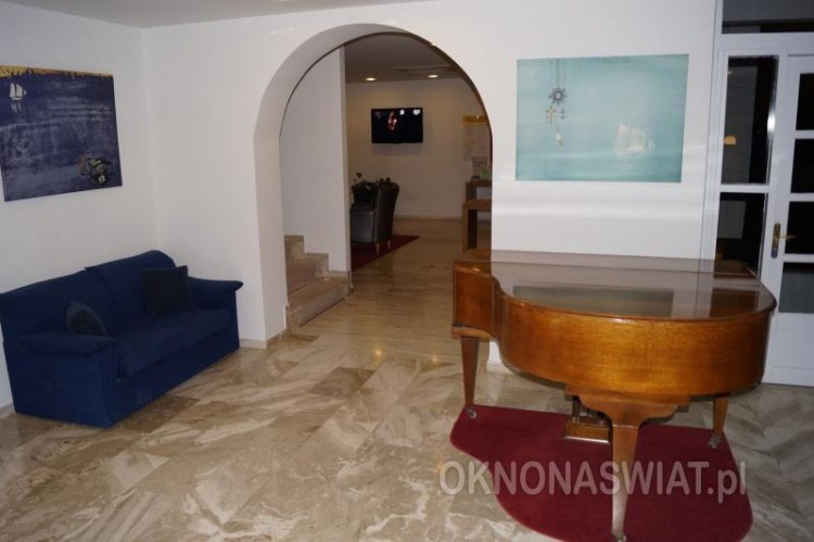 2a514d4fc3d6a14a68a0c3b6cdb9f0782f4d43ed