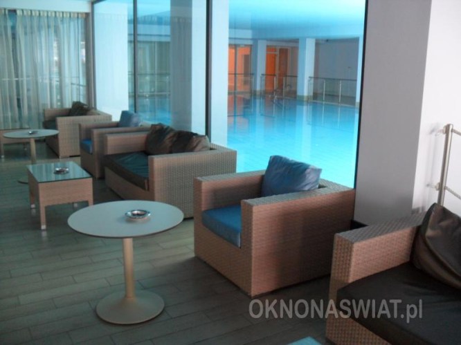 2e8a614827eb1eca64ecdb3d1bc81cdfc410c8db