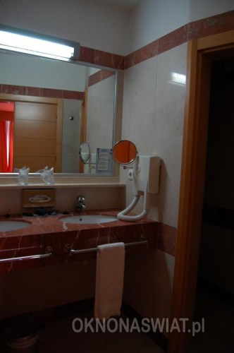 2e8b4db31eed9d362271316d2713645789781088