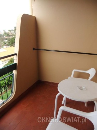 2f63eba393adef56fa8a75dad3bd248bb41566f8