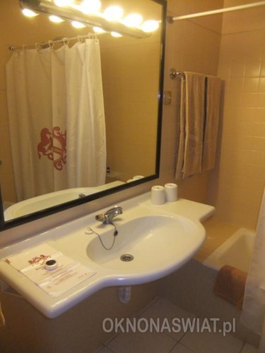 307638a0402fa7c8b110484f7de0bcc53551956b