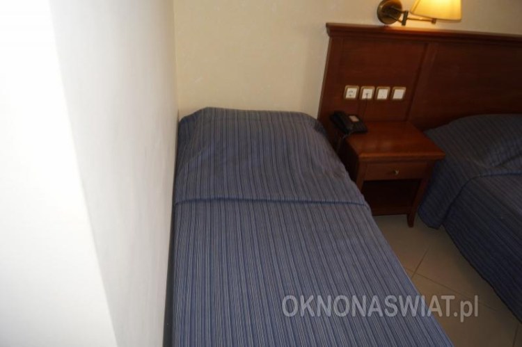 328cce3a1c2628aeeb45c4ae54d0683ca04ff70f