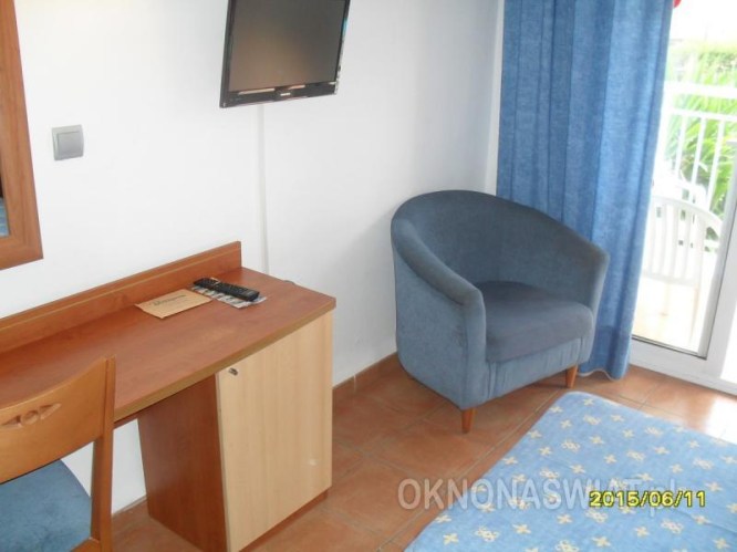 41c80a2027a3cceedff6b11fb20a9f61dae3e76a