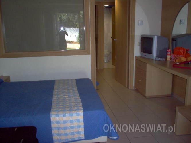 42f6e617930c1e0c8ff8934a6eb9a1118aa34565