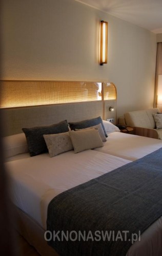 469ee871d39cf03ecd3aea385e35ace421f6e848