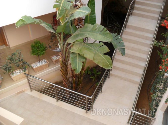 4c10cdcf088e8670619813c0371db80f394df85e