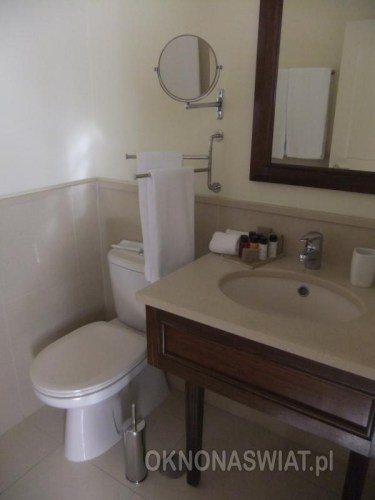 4d2084b1f97737c38349f3ad3696c2b7376153c2-1