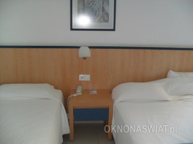 4e047f69ca2c9019d260fc9a2754856b1c398977