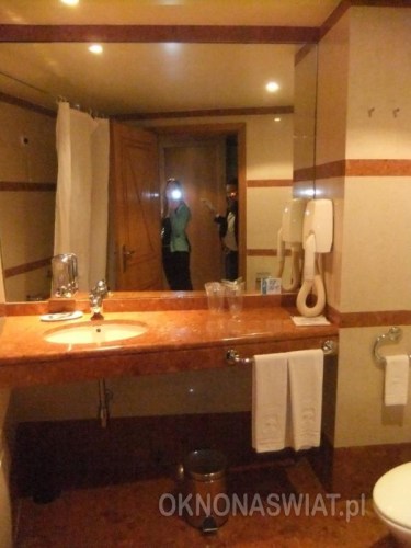 4f01184db3b592e7544b3800cd6846fa003c79ad