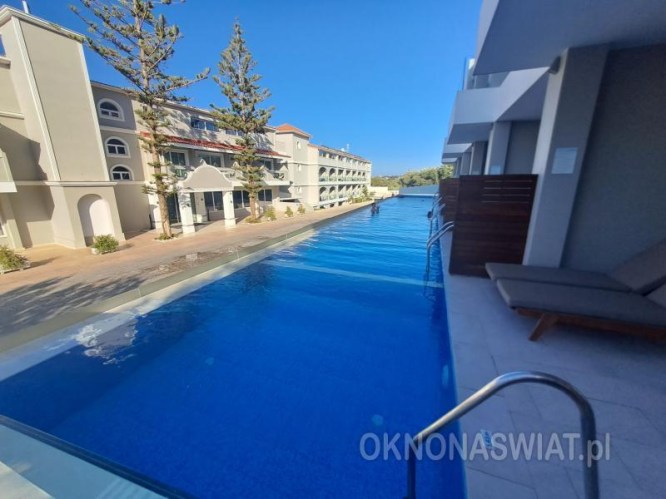 5ac7c65729f5f7afdf8ab92125838d415ba75301