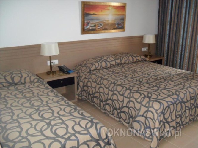 5b7fb5e8effe9add7e8c379d9e7ce21017612b9b