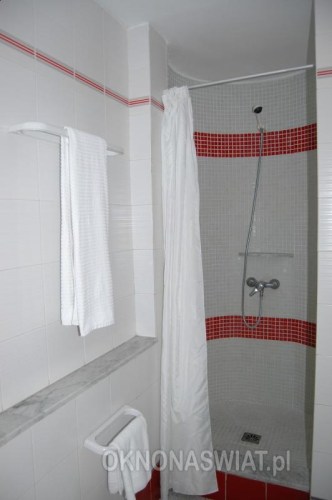 5c6f0073a409159503f9bb84b31bf3ef370968e5