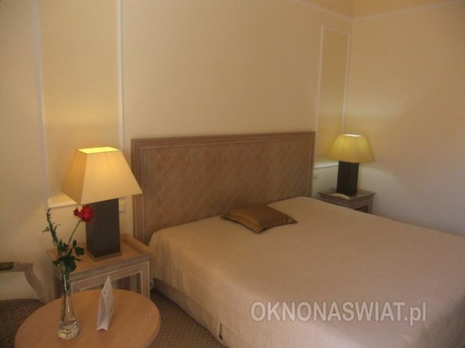 63fb7b5593e112179835ceef7ac0aaa579916b21-1