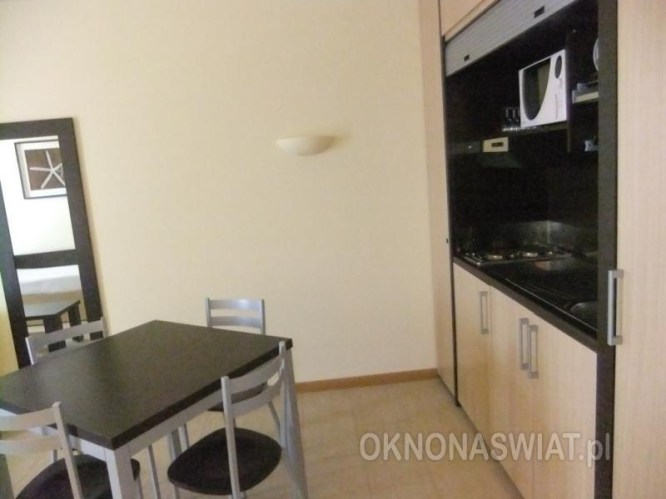 6498f4bb608be5b6cb3758a6e4880d25b66b662a