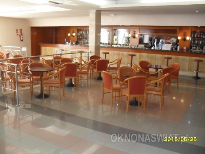 64ee93097f1eb827e3c646d6f26fac62a6b6fb46