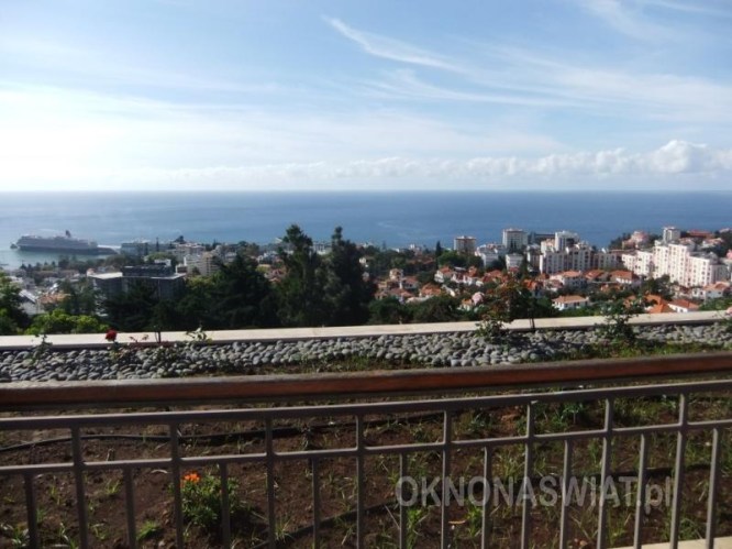 68cb968b02c4a0f01f21a0511f07043918b140c2-1