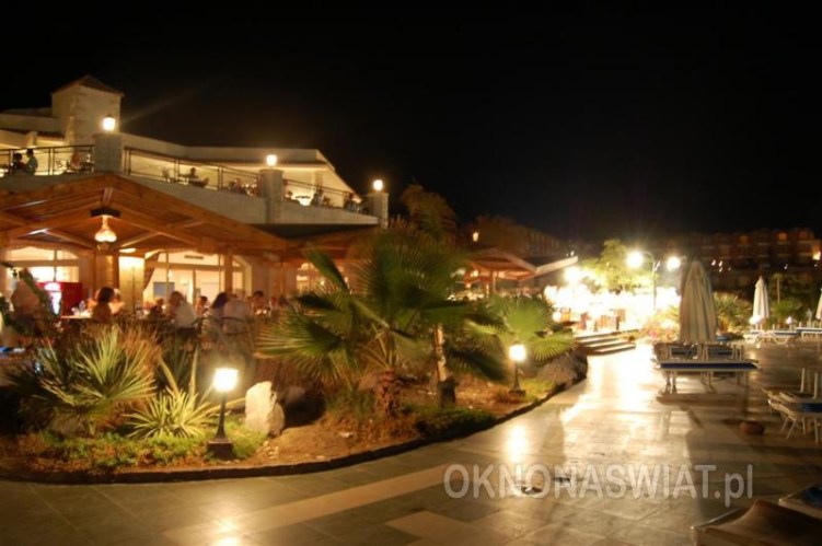 6b6c8fc068e10e4f7fb2239542ab12d3c183d905