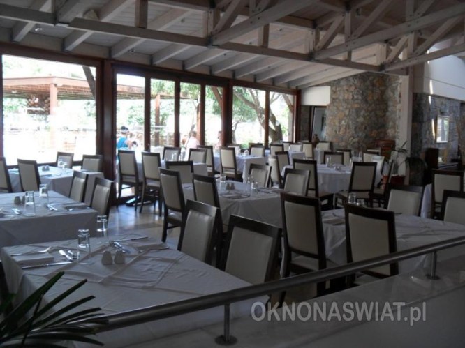 6bdb40c2db6926cb0539408bd3f74ef71653c62b