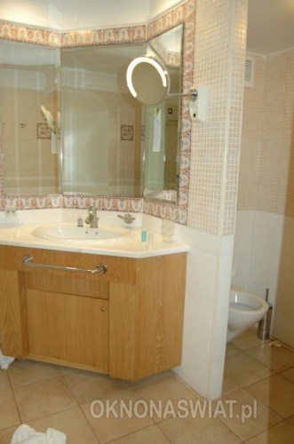 713dec3507d5aadbf3325ef091f741d61ca98fc6