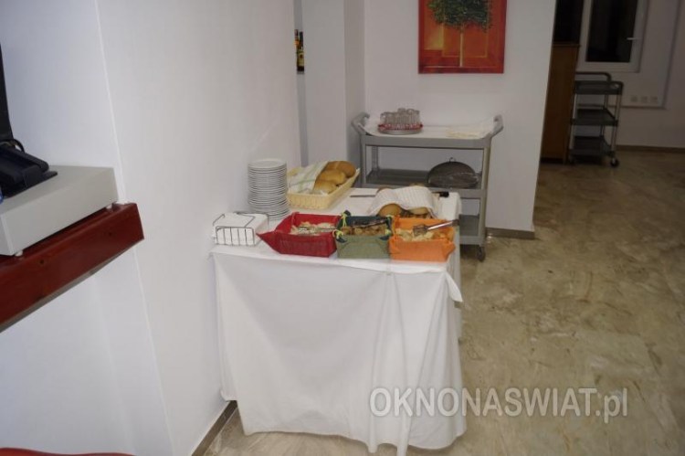 76eae2a63726b34faeea99d75f8402df4024c6e4