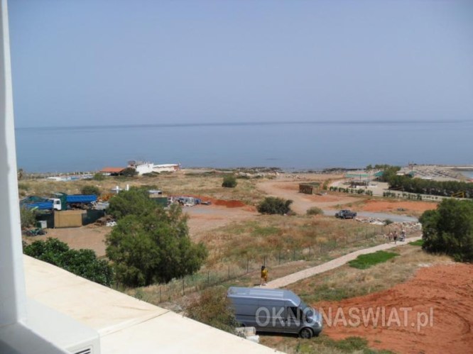 7b006345d3249532be4680965069eb85b4c92f8c