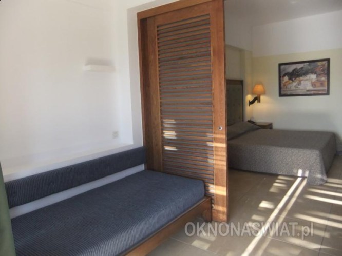 86f9e351b9b8e37b572ed493603c22512d763e04