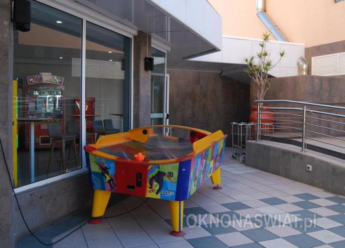 87f51b9da98e59e4bfb7f4437131f666893a2d1e