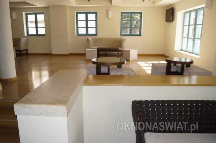 8b18aa137f304be7af7a0a051a606feb35d7c98a