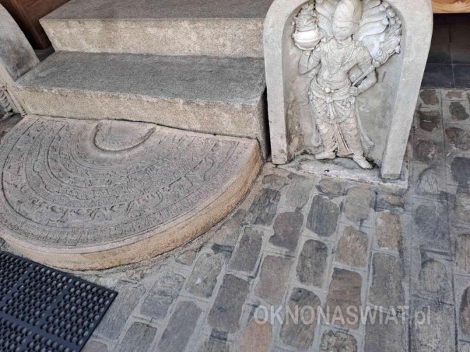 8fdf8742cc5bb70330ec49eb6dbf2c9f67146a79