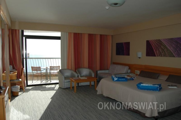 90c9490e90093cbc29ea25d61283c21cdad8e9e0