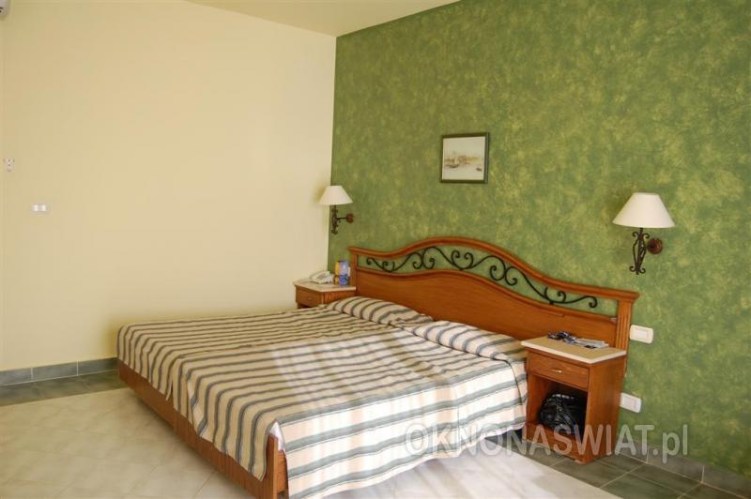 922de8743c41c2460f4594fcb559f6b1568ff271