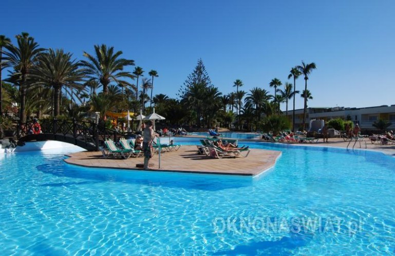 9ca63e4a36aaef355b85596e973ee4e5e2bdbd7c