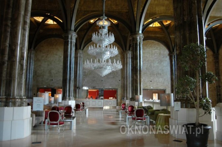 9ce1e1c5dc08305a5bf314fc490901a07c3462e1