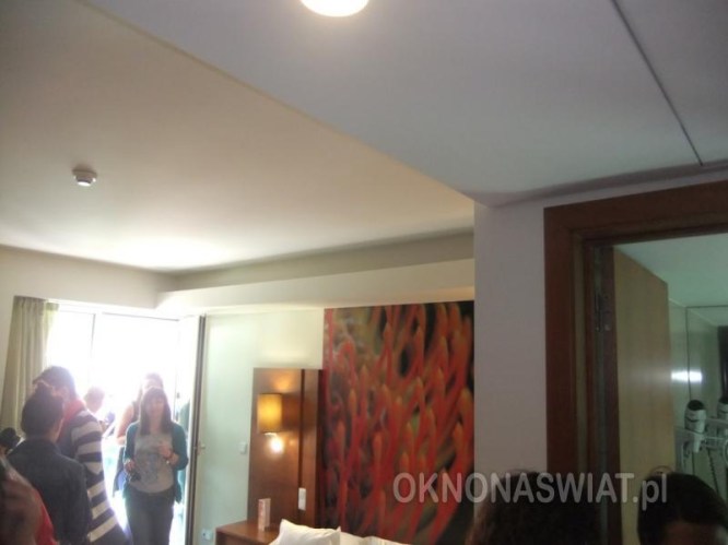 9dc8f37206946114ca1783e54c3f05aebad7cf55