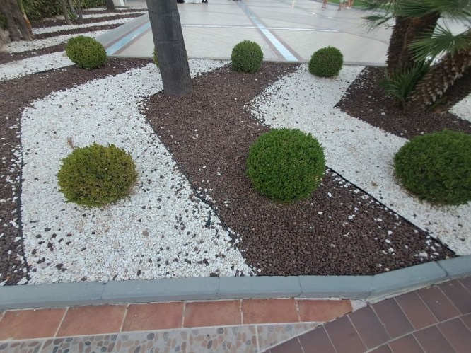 9df3aa0c-930b-4119-aac3-1bfa5039d355