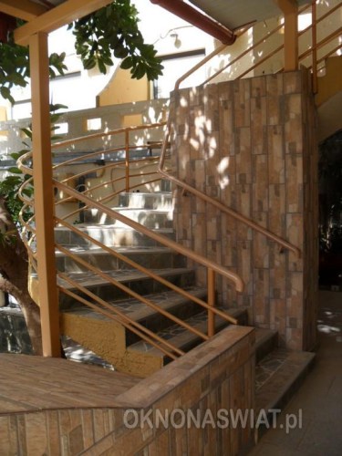 af4ceaeae14adb8caf04a1d6c48528af25037120