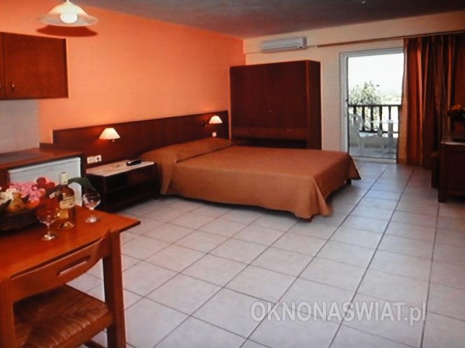 afc61a6946cf8cb728282fbf1279dc5761e11856