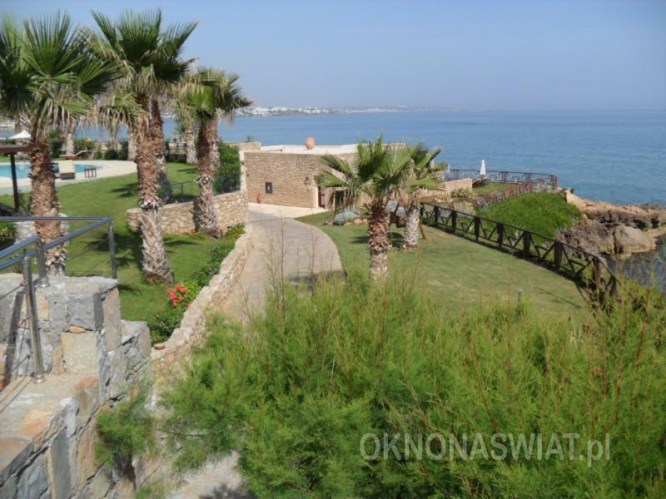 b140c8b3390449e89db05850e1bf98efbdeff652