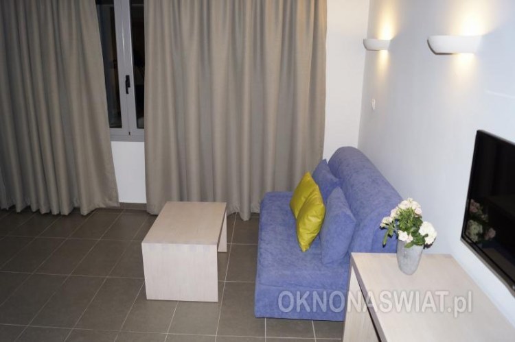 b31a348efe7556a294bb24c1d81f9eb7fbf3f3f0