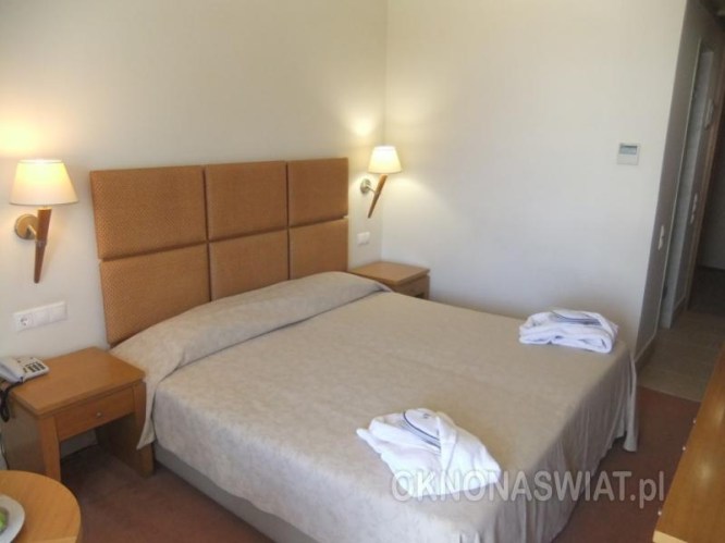 b47f10ee0e9553c5c018fecdfb35db43e9d4acea